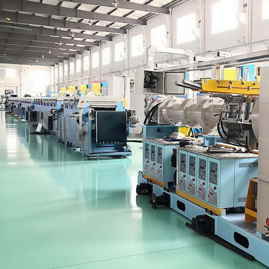 خط إنتاج أنابيب الرغوة المطاطية/الألواح