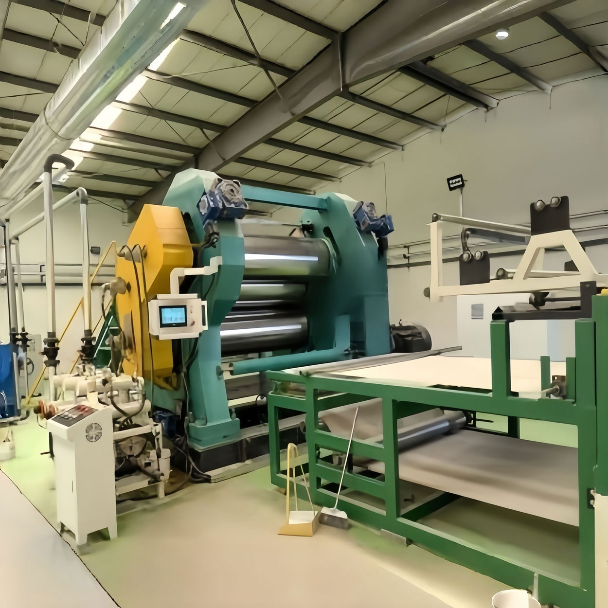 خط إنتاج سجادة المطاط / حصيرة الأرض / حصيرة اليوجا / حصيرة الماوس