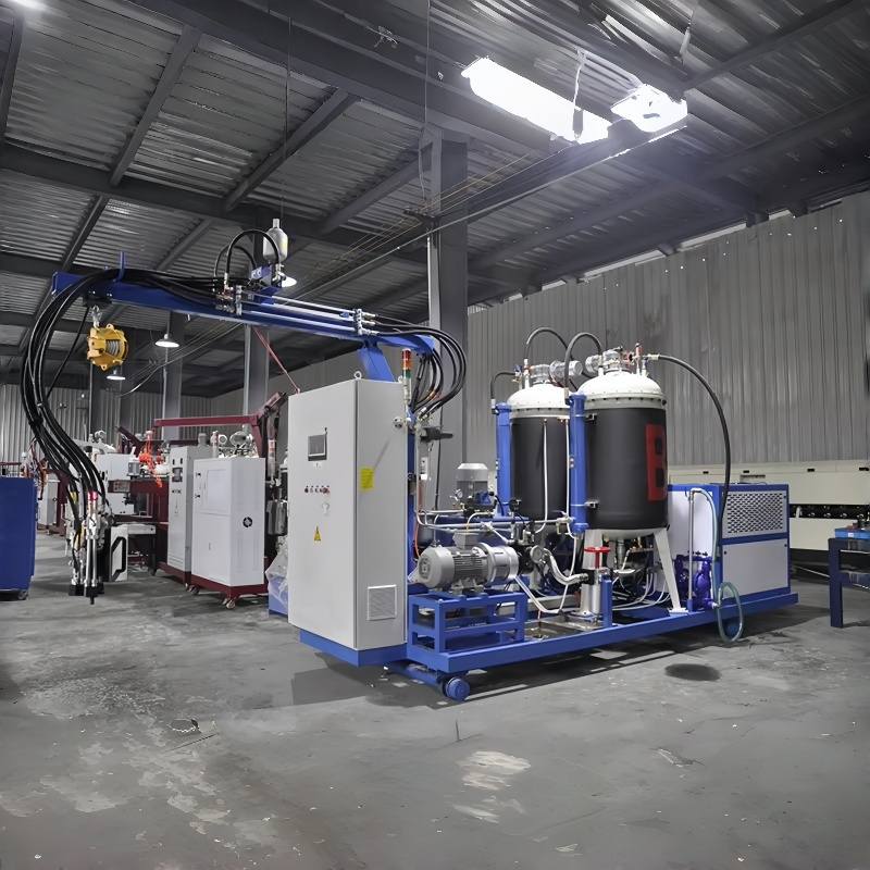 خط إنتاج رغوة البولي يوريثان عالي الضغط يحل مشكلة \"انتظام خلايا الرغوة + دقة السمك\"